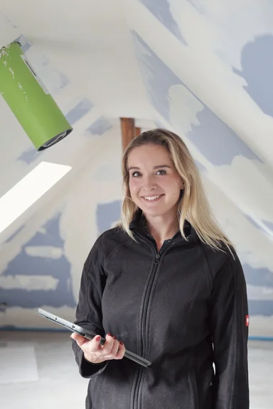 Porträtfoto von Adriana Brasch, Energie-Effizienz-Expertin